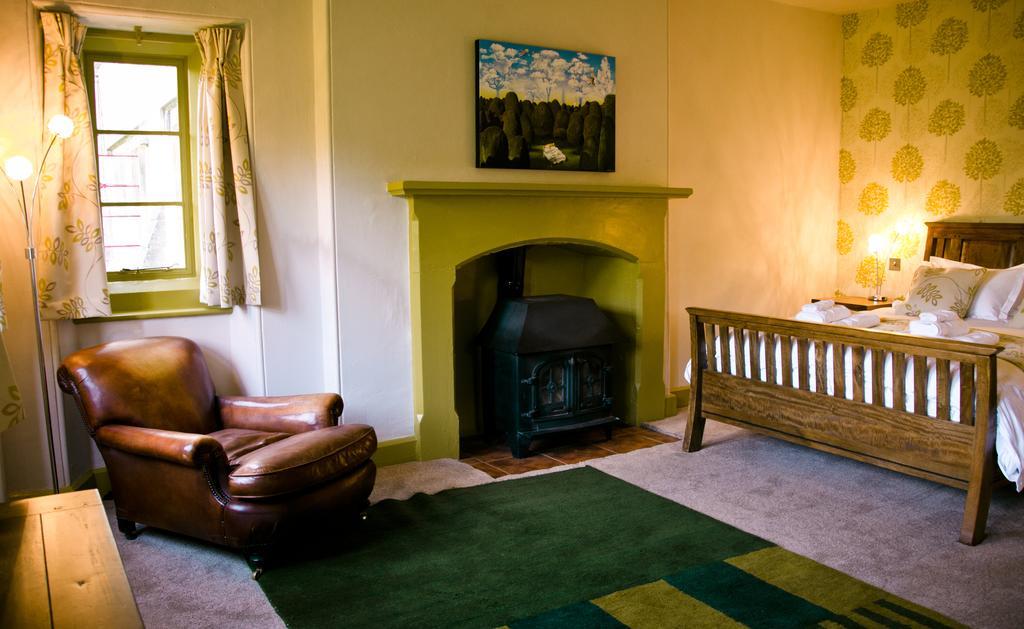 The Convent Hotel Stroud  Room photo